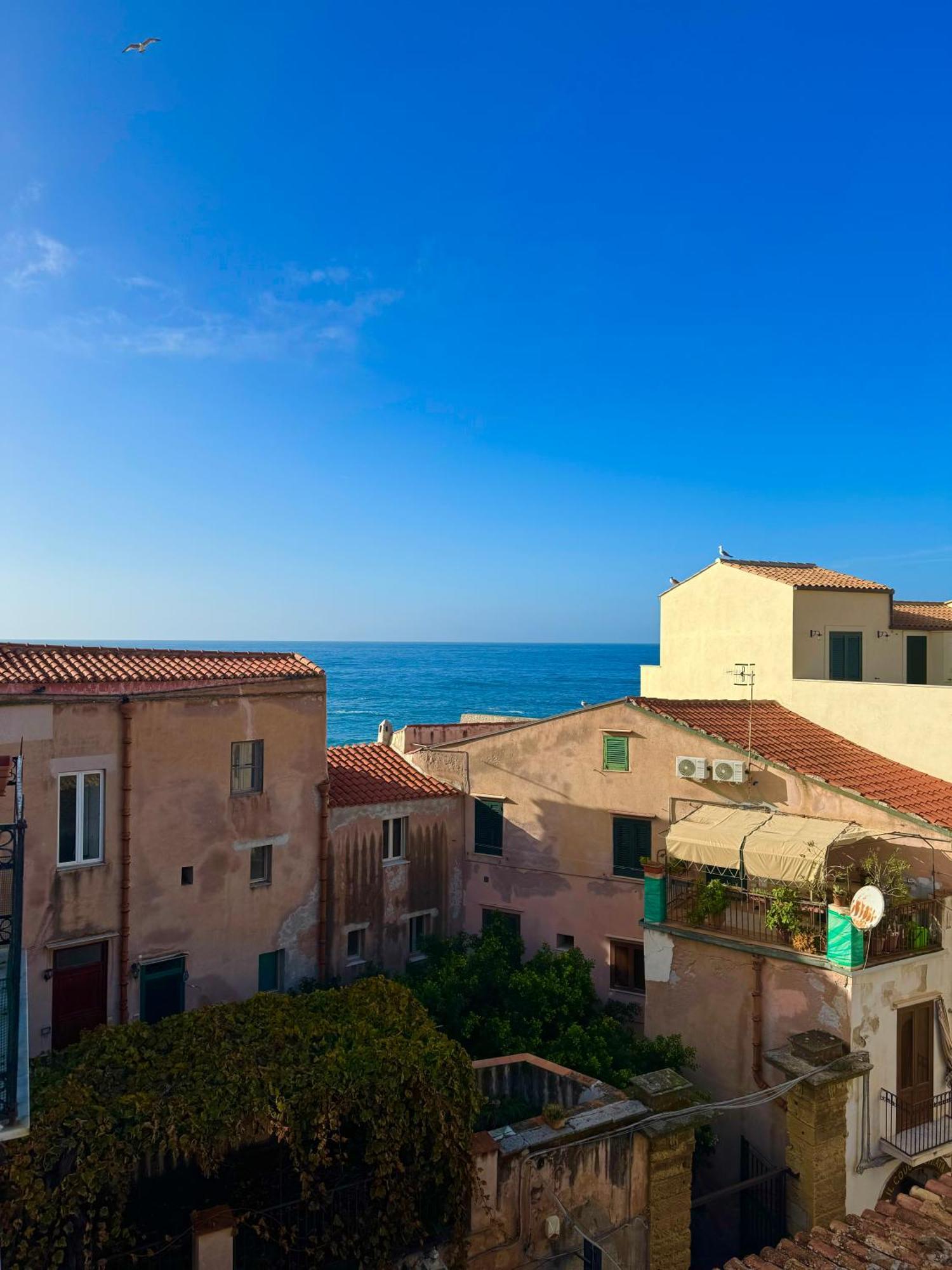 Vittorio Emanuele Street House Apartamento Cefalù Exterior foto
